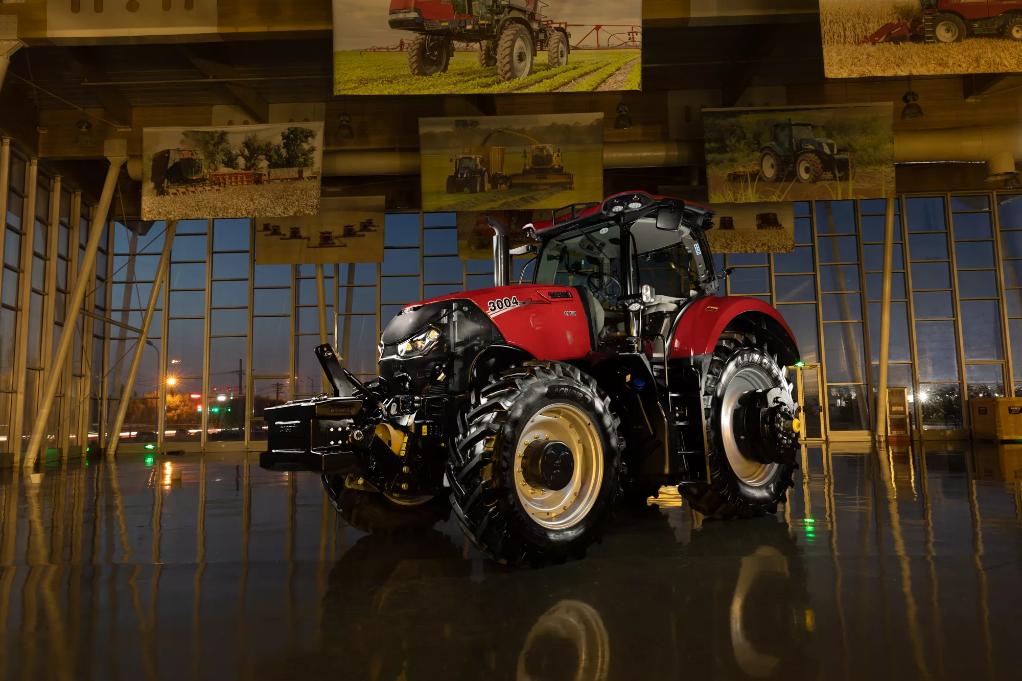 效能之王，全能旗舰：凯斯Optum 2704-3004 CVXDRIVE拖拉机引领高效农业新时代